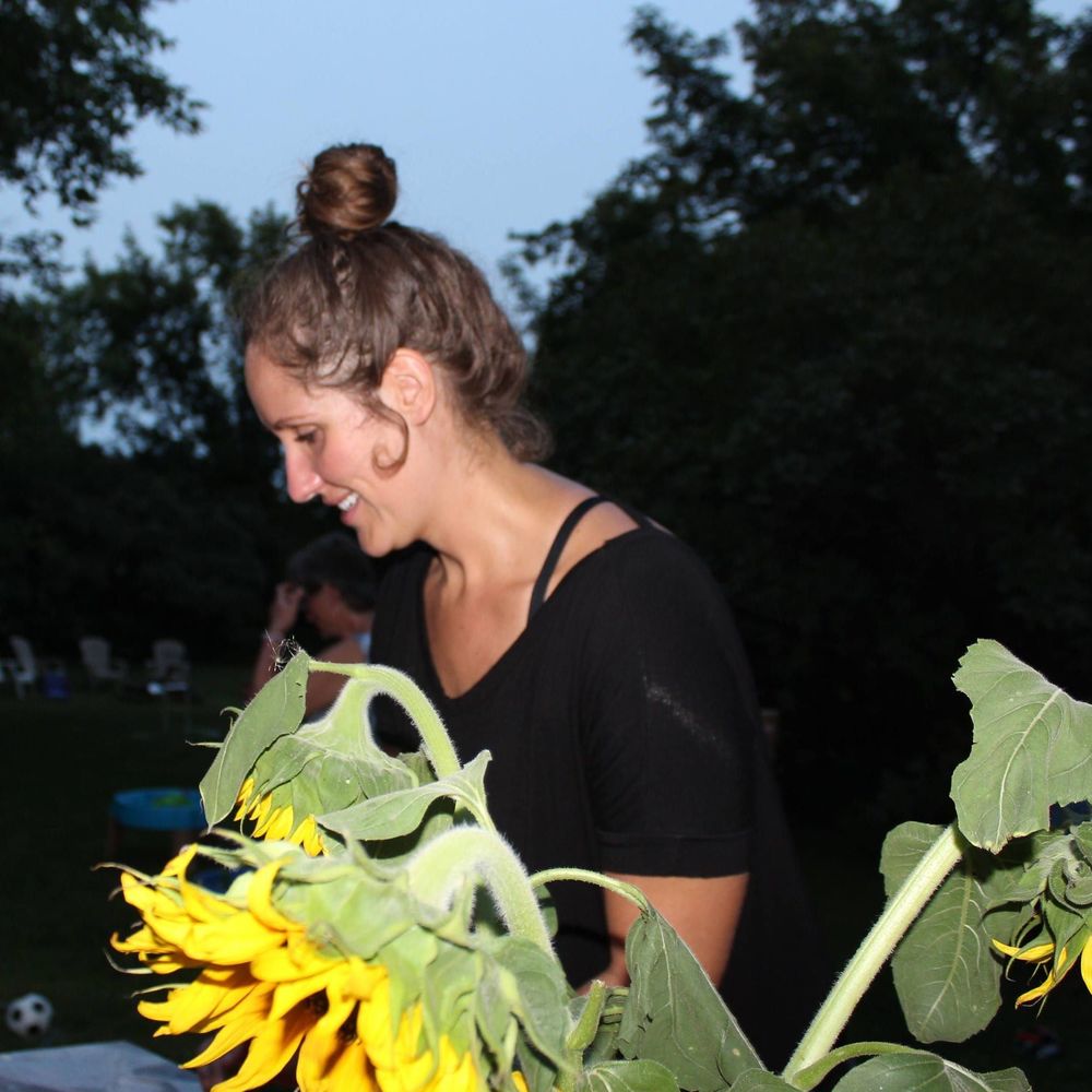 Meet your Posher, Emily